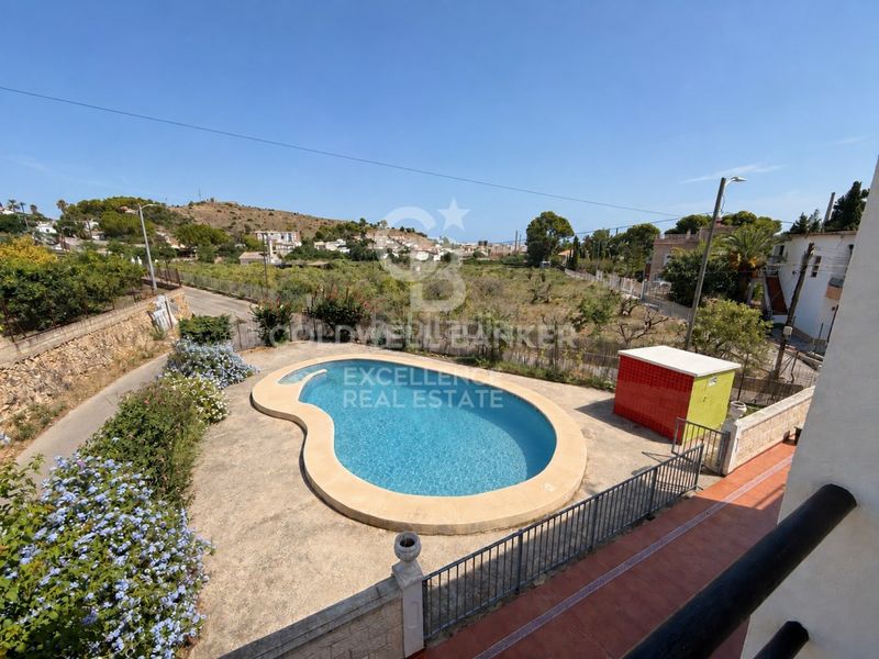 Foto e8f6797e-1c61-4ee5-b53c-3fc3d7e6220c. Xalet amb aparcament piscina a Oliva pueblo Oliva
