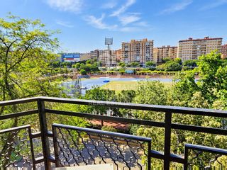 Pis  Paseo pechina. Inversión con rentabilidad inmediata piso de 150 m2 con vistas a
