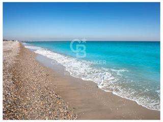 Pis a Canet d´en Berenguer. Apartamento en la playa con licencia turística.