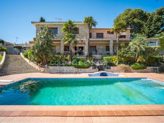 Maison  Calle naranjos s perenchiza. Exclusiva villa de lujo en chiva con piscina y vistas espectacul