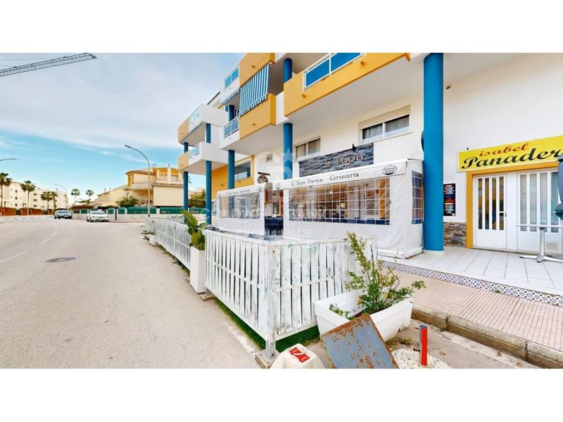 Foto 09da9840-bfe8-414b-9ea8-53ea3e84f918. Local comercial a Oliva nova Oliva