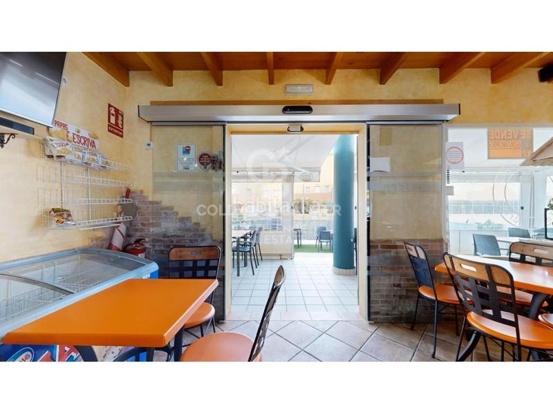 Foto 3973c36a-488d-470c-b4e8-1e58dbd9c68a. Local comercial a Oliva nova Oliva