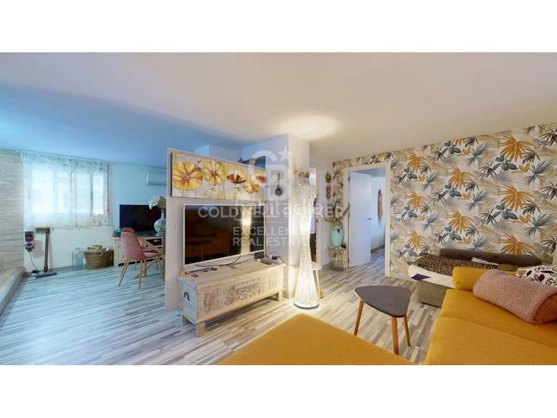 Foto cbc55ecc-f7b2-4253-b7ed-e51855a90ebb. Local comercial a Oliva nova Oliva