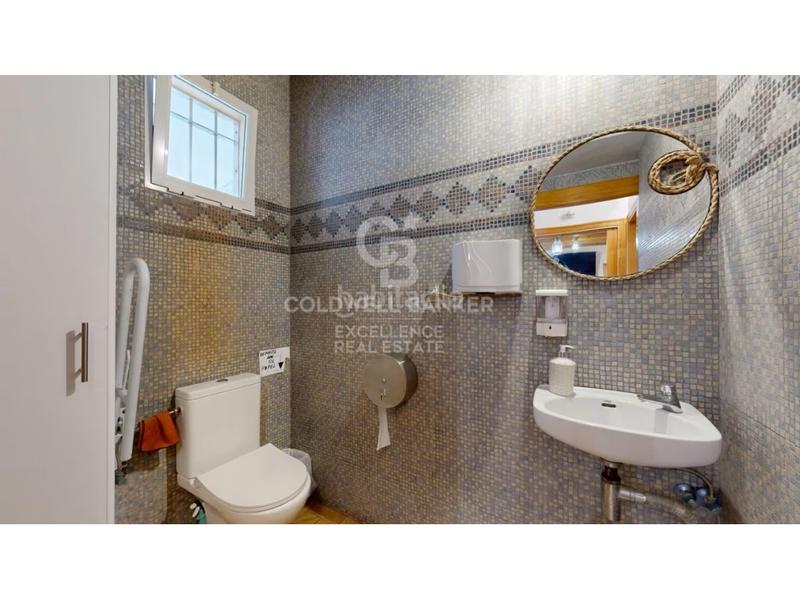 Foto d6f4ea47-2842-4b1c-99a4-bdcf355bf81c. Local comercial a Oliva nova Oliva