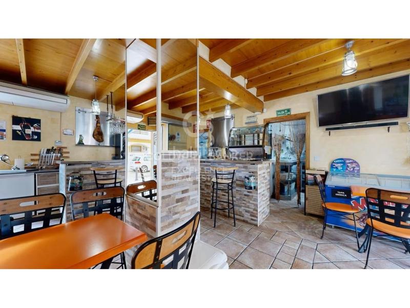 Foto f1304fa1-bc2f-4bad-8a94-8fa9f694b558. Local comercial a Oliva nova Oliva