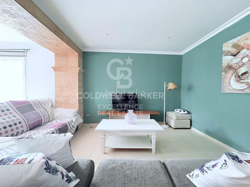 Foto 0822b520-28c0-466a-8aa7-d2015683c3e3. Xalet amb aparcament piscina a Riba - roja de Túria