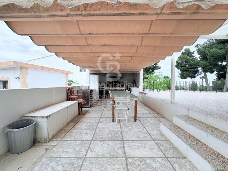 Foto 097a2597-6ca8-4951-a905-3577702220c2. Xalet amb aparcament piscina a Riba - roja de Túria