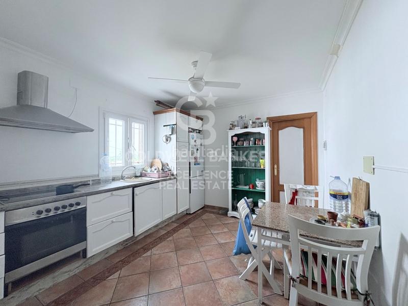 Foto 1cc5a6d8-80da-4fd4-b29f-74a7e28c6212. Xalet amb aparcament piscina a Riba - roja de Túria