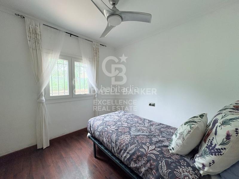 Foto 23f47939-ca65-40cc-9b99-f7e9b918c0e5. Xalet amb aparcament piscina a Riba - roja de Túria