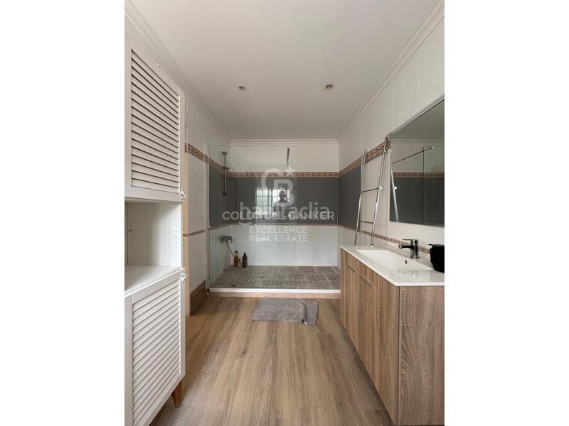 Foto 58aef77c-1a58-4503-aa44-b66ee89c20aa. Xalet amb aparcament piscina a Riba - roja de Túria