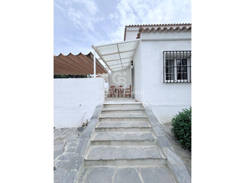 Foto 8208655e-3d6f-4372-ace0-5fbef5ce6357. Xalet amb aparcament piscina a Riba - roja de Túria