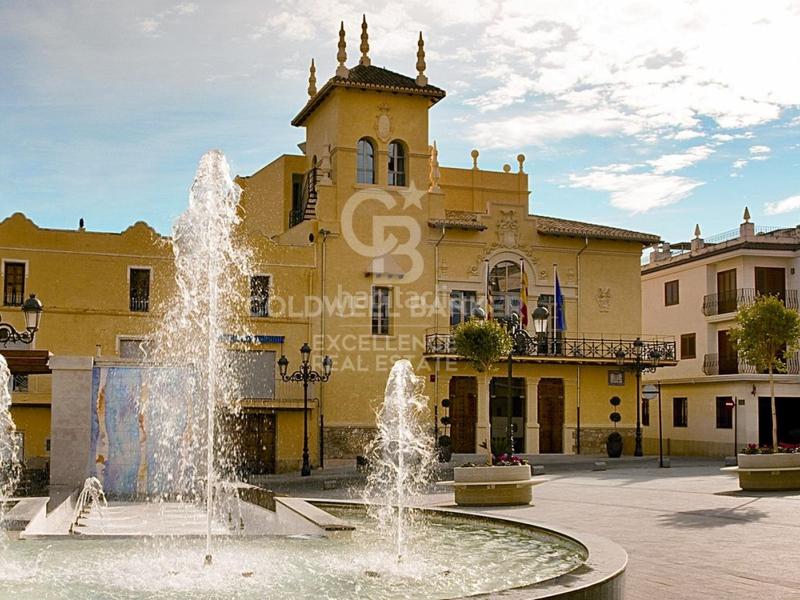 Foto ae7b6e30-fc1b-4d60-9b3a-4831fcf2ed6f. Xalet amb aparcament piscina a Riba - roja de Túria