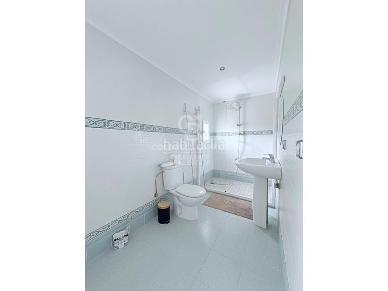 Foto f74202a6-e29f-4326-ae22-3e0fa4dfd078. Xalet amb aparcament piscina a Riba - roja de Túria