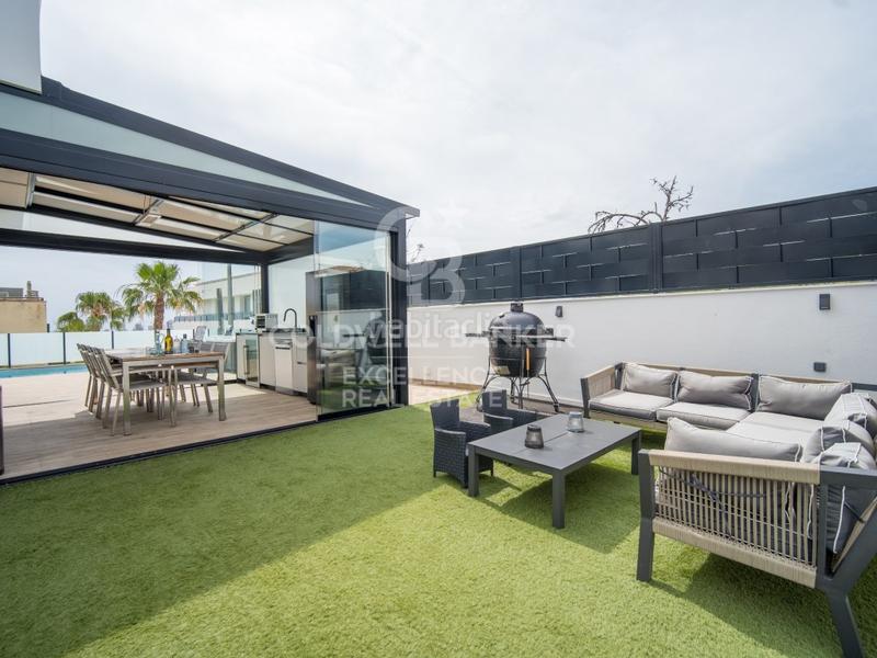 Foto 17713d89-1a8b-432d-8c57-45d5428644a6. Casa impresionante villa de lujo con estilo moderno e ibicenco en urbanización exclusiva e en Calp