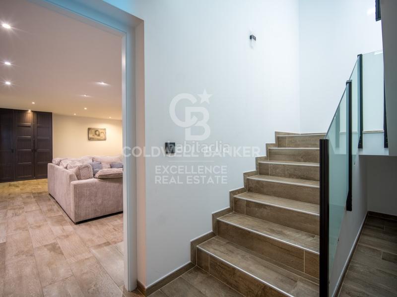 Foto 850146db-6a8a-49e3-8243-27485a9be3ec. Casa impresionante villa de lujo con estilo moderno e ibicenco en urbanización exclusiva e en Calp