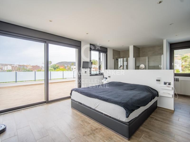 Foto db466d2b-7f83-4409-bdf4-3ac4581a4caf. Casa impresionante villa de lujo con estilo moderno e ibicenco en urbanización exclusiva e en Calp