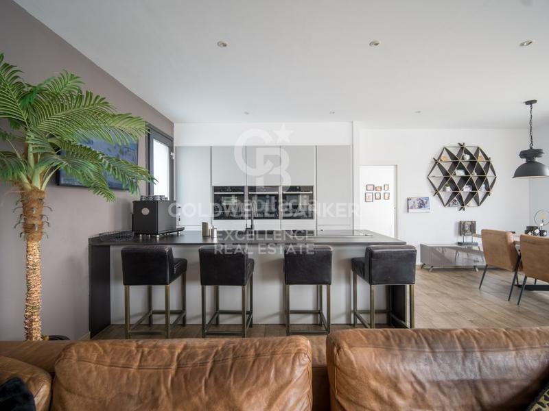 Foto f610b315-9de4-43ab-b11f-7a03ec185e4e. Casa impresionante villa de lujo con estilo moderno e ibicenco en urbanización exclusiva e en Calp