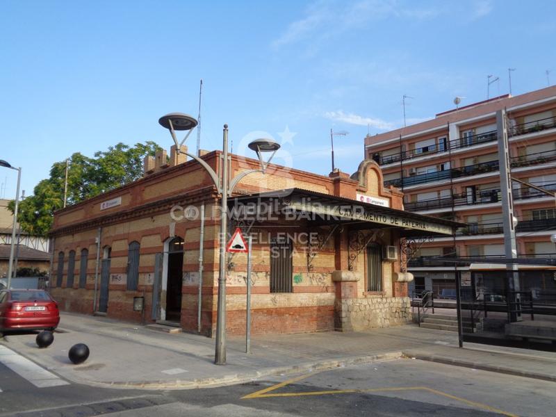 Foto 37a4dceb-45d7-4fba-9a02-3e60267d5dcc. Local comercial a Centro Ciudad Paterna