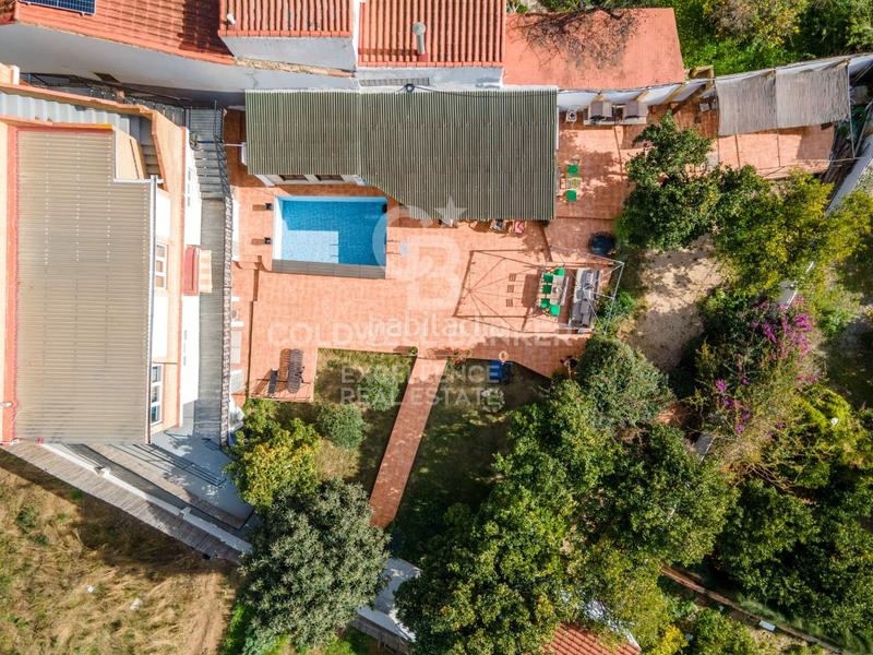 Foto 9bb71ae7-79f6-4680-a759-142e51f472bb. Local comercial a Centro Ciudad Paterna