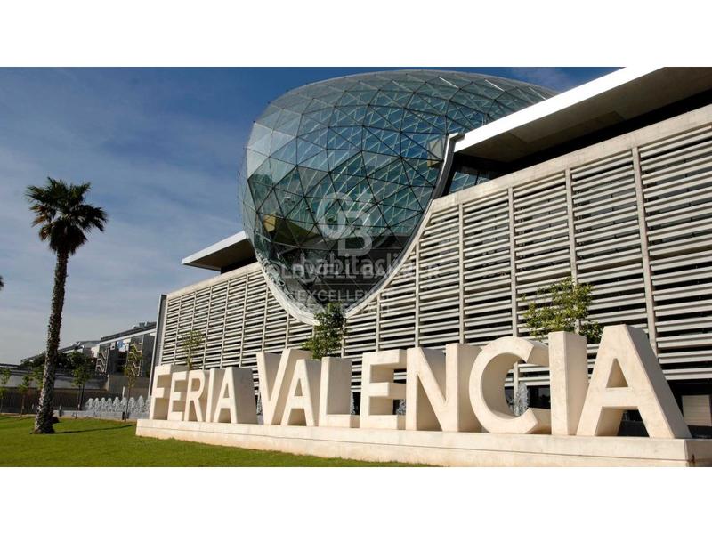 Foto ca639209-6f24-407e-ab55-6f7c72fa2049. Local comercial a Centro Ciudad Paterna