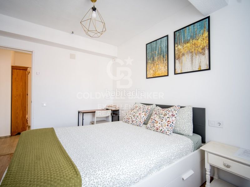 Foto 2077cdb6-4da2-408b-a38a-b47166fe14d7. Local comercial hostal con licencia turística y rentabilidad del 10 en valencia. en Paterna