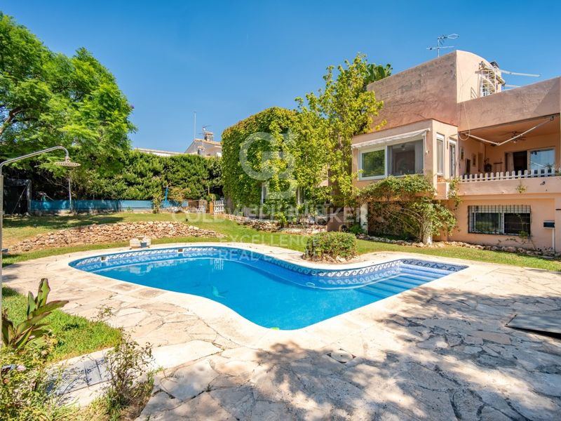 Foto 4396ecfd-3d5f-4d0d-9bbf-23cf9680b7a4. Casa amb calefacció aparcament piscina a Riba - roja de Túria