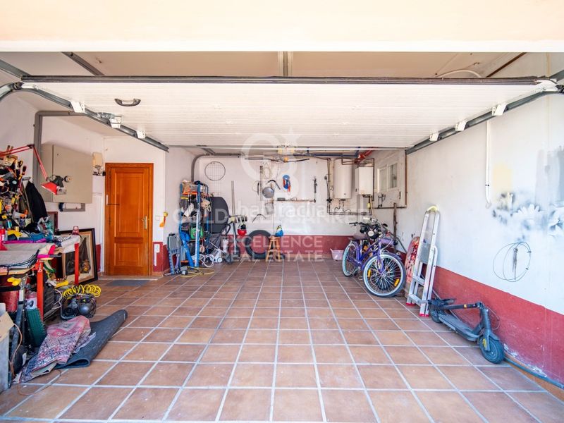 Foto c61150cc-7fc4-4a26-8184-a8f47f8f81fc. Casa amb calefacció aparcament piscina a Riba - roja de Túria