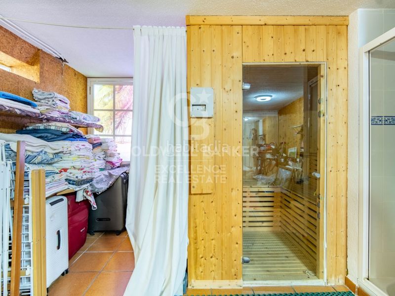 Foto e2d9acd8-b9c3-446a-bff9-134141b4269d. Casa amb calefacció aparcament piscina a Riba - roja de Túria