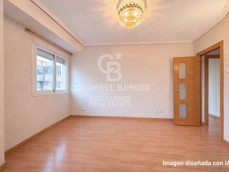 Apartamento acogedora vivienda con terraza y vistas despejadas en Exposición en Valencia - Imagen 2