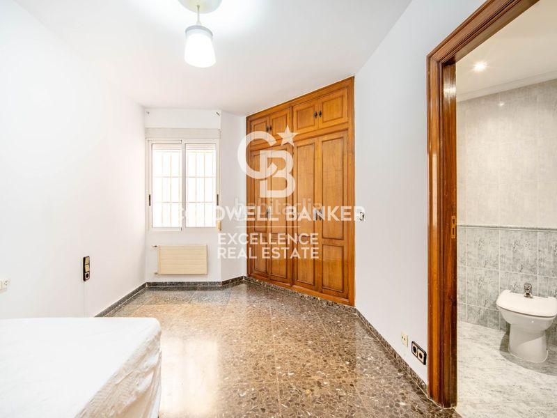 Piso exclusivo piso señorial con 5 suites y garaje en calle colón. en Valencia - Imagen 40