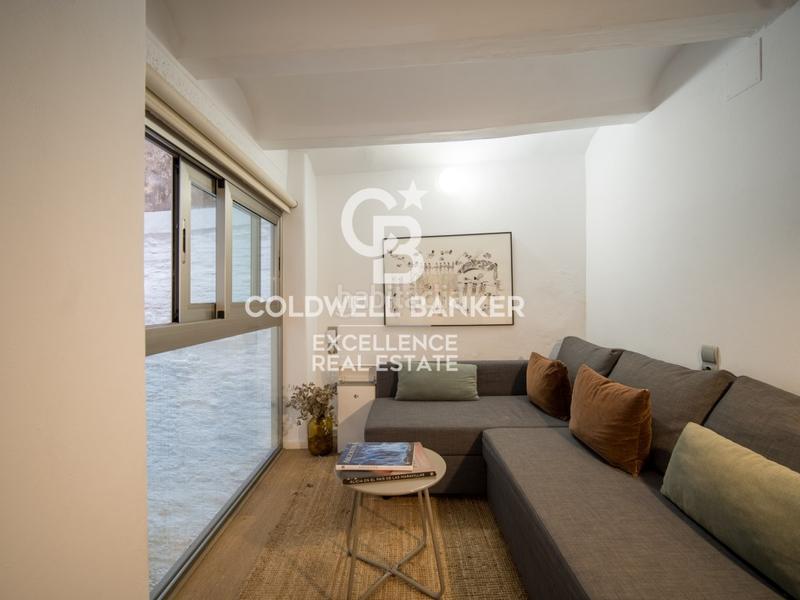 Foto 785385ea-6f20-4392-aa05-7b5049a38f8c. Dúplex  de diseño exclusivo junto al mercado central en Valencia