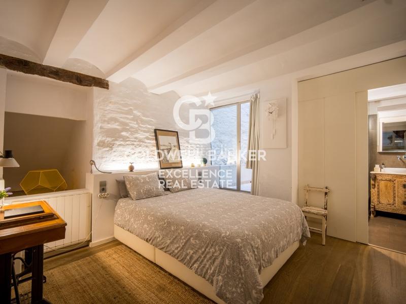 Foto b668909e-1d4d-44f1-8c8c-8b478bcca1aa. Dúplex  de diseño exclusivo junto al mercado central en Valencia