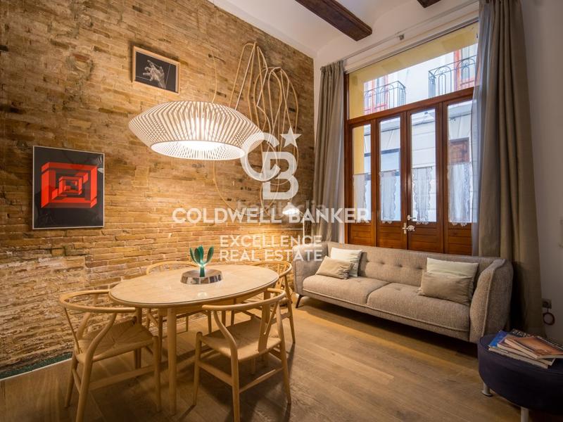 Foto fa48f8ad-e89c-4147-af60-a7c7479ee3c6. Dúplex  de diseño exclusivo junto al mercado central en Valencia