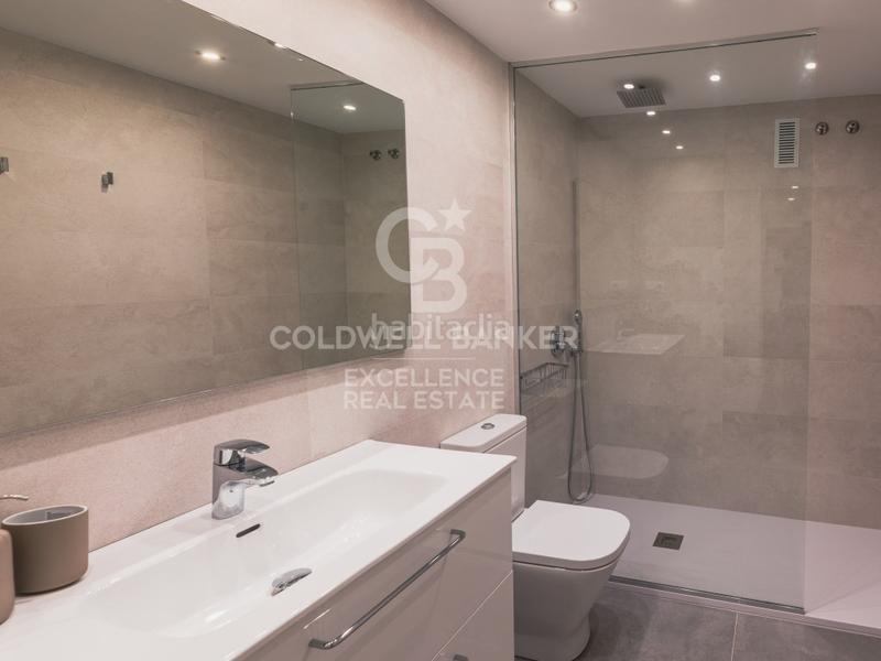 Foto f49e85f6-2e49-4bd5-b94f-7e16023a7238. Appartamento in Mestalla Valencia