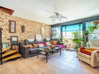 Zweistöckige Wohnung  Calle santa maria micaela. Dúplex con diseño contemporáneo y esencia mediterránea en juan l