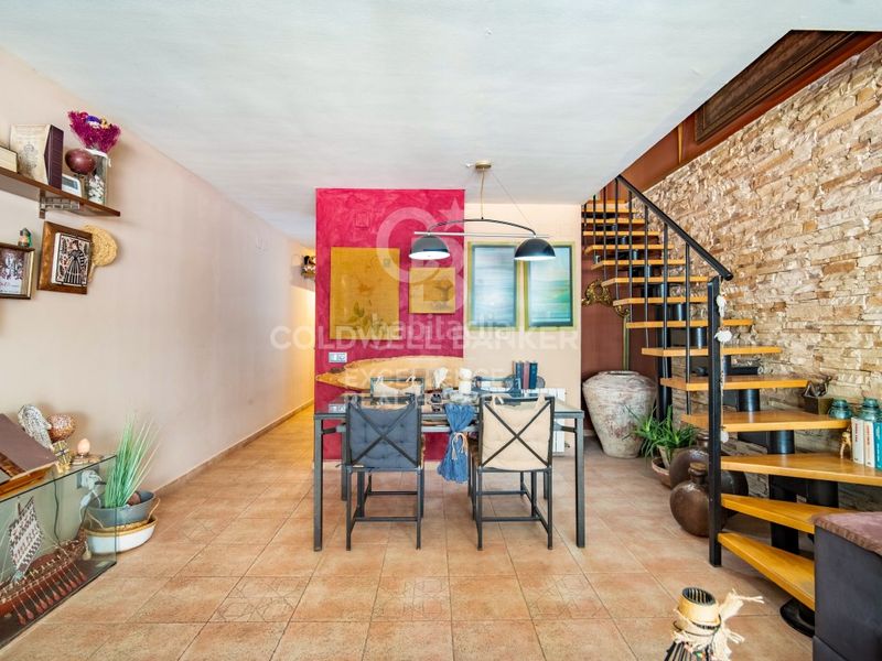 Dúplex con diseño contemporáneo y esencia mediterránea en juan llorens. en Valencia - Imagen 11