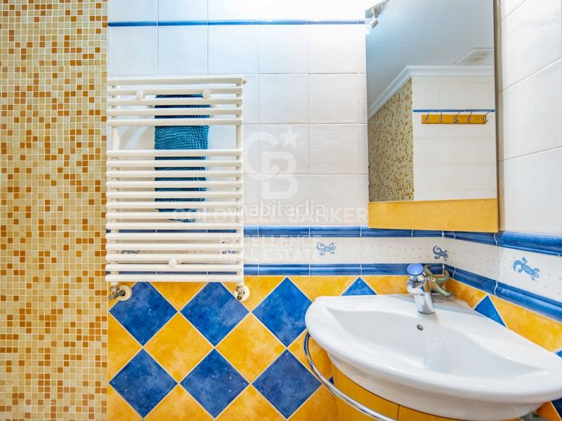 Dúplex con diseño contemporáneo y esencia mediterránea en juan llorens. en Valencia - Imagen 28