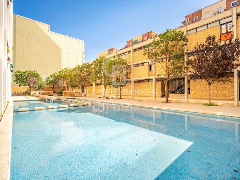 Dúplex con diseño contemporáneo y esencia mediterránea en juan llorens. en Valencia - Imagen 10