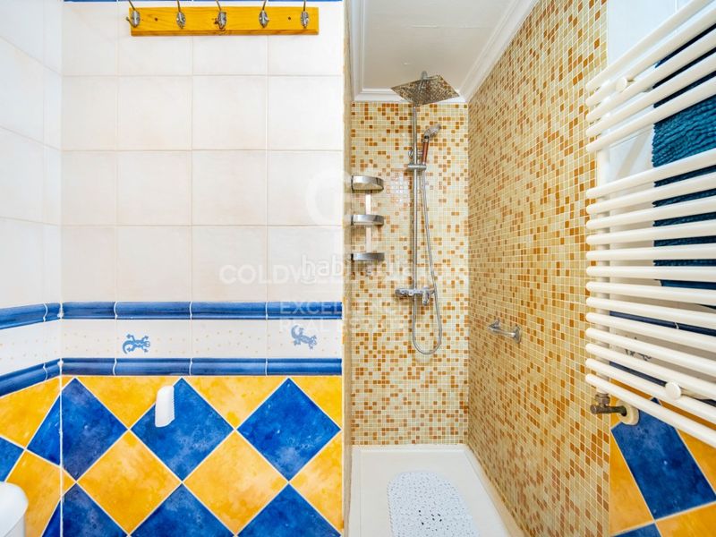 Dúplex con diseño contemporáneo y esencia mediterránea en juan llorens. en Valencia - Imagen 27