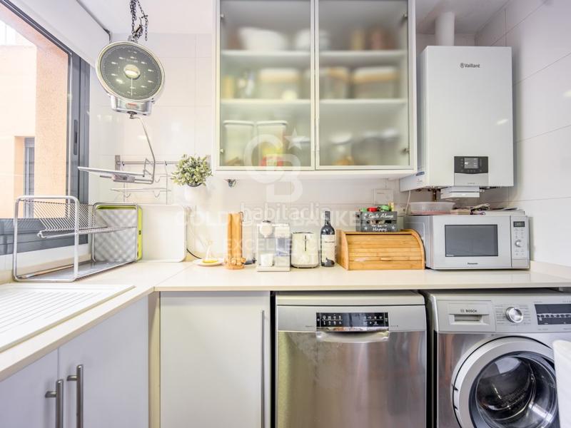 Foto 9022c4da-e07c-4a32-883a-0acab29fe879. Miete dachwohnung mit parking in Albors Valencia