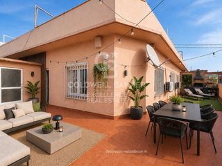 Àtic a Barrio de Patraix. Fabuloso ático con terraza de 70 m y gran potencial en patraix