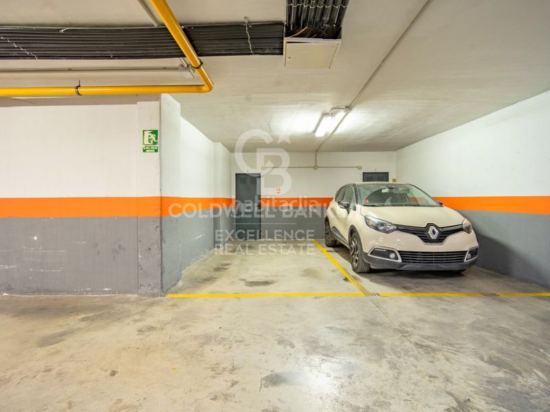 Piso amplio y luminoso piso de 4 dormitorios con garaje y trastero en abors. en Valencia - Imagen 33