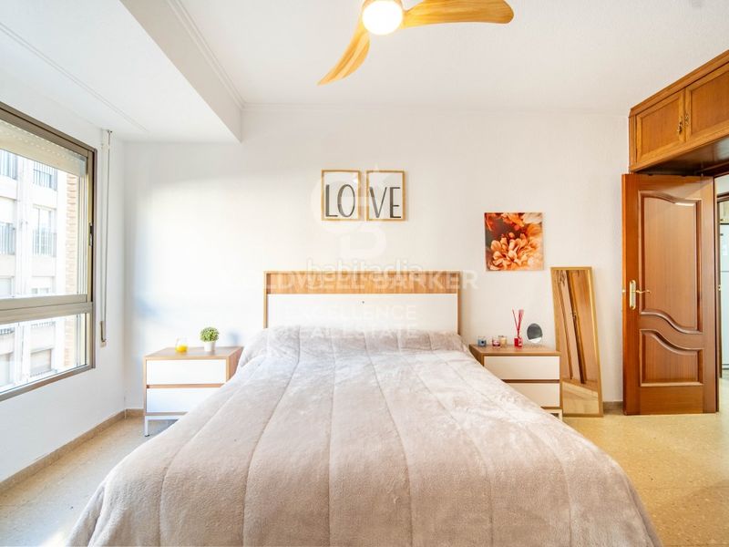 Piso de 133 m2 con balcón en plaza vicente iborra, El Carmen. ideal para inversores y familias en Valencia - Imagen 18