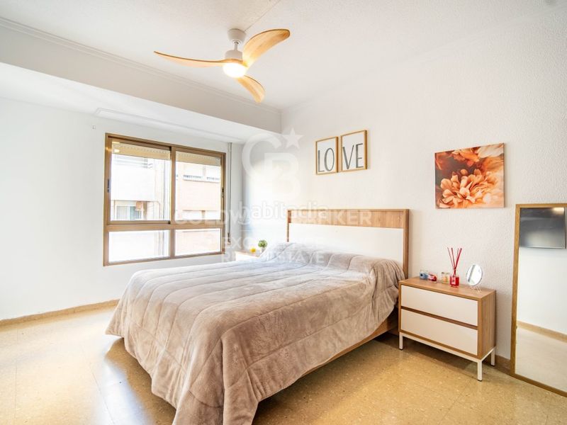 Piso de 133 m2 con balcón en plaza vicente iborra, El Carmen. ideal para inversores y familias en Valencia - Imagen 14