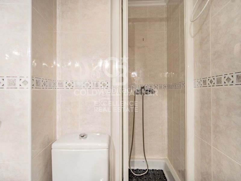 Piso de 133 m2 con balcón en plaza vicente iborra, El Carmen. ideal para inversores y familias en Valencia - Imagen 28