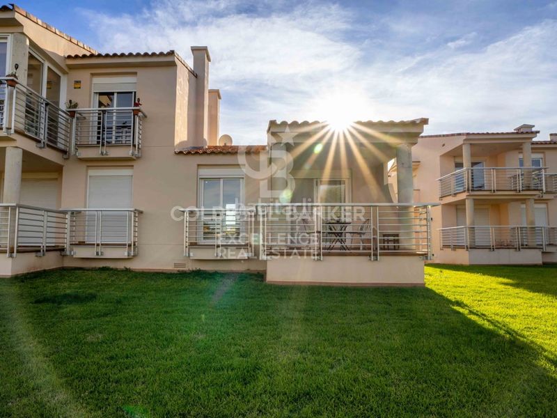 Foto a11757d6-a67a-4292-a432-89f0f40bc02a. Casa adossada amb piscina a San Jorge