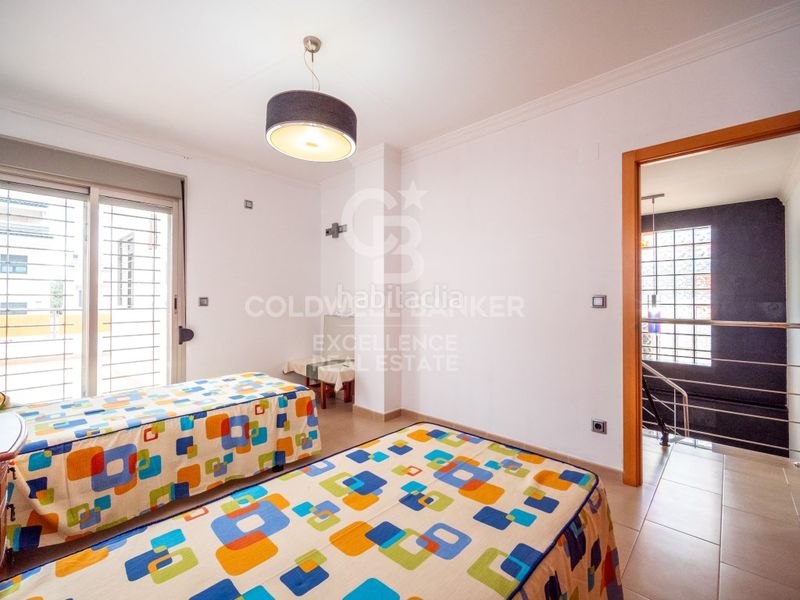 Foto 4094a719-5c92-4fdf-afd4-2025c3b140a2. Xalet amb aparcament piscina a Oliva playa Oliva