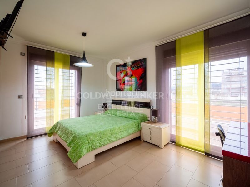 Foto f2208d33-64d3-4755-b0e4-0a044f817cba. Xalet amb aparcament piscina a Oliva playa Oliva