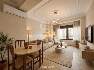 Etagenwohnung in El Pilar. Piso luminoso con gran potencial en pleno centro histórico de va
