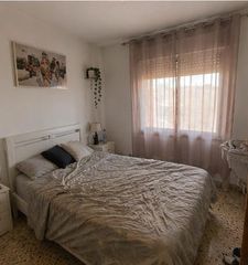 Pis  Calle retamas. Acogedor piso de 1 dormitorio con garaje incluido en oca�a